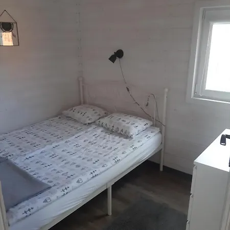 Przystanek Деревянный коттедж *